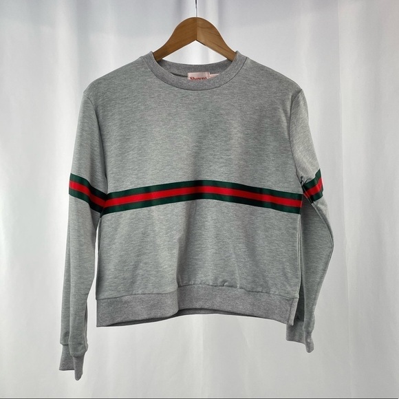 Showpo. Crew Neck Cropped Stripe Pullover in Grey Size 4 - Picture 1 of 4